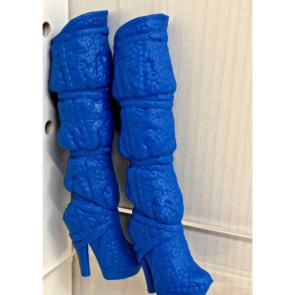 Winx Club Believix Bloom REPLACEMENT doll knee boots bloom Jakks Pacific 2012 - Picture 5 of 6